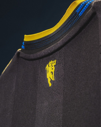 MANCHESTER UNITED 2025/26 THIRD JERSEY