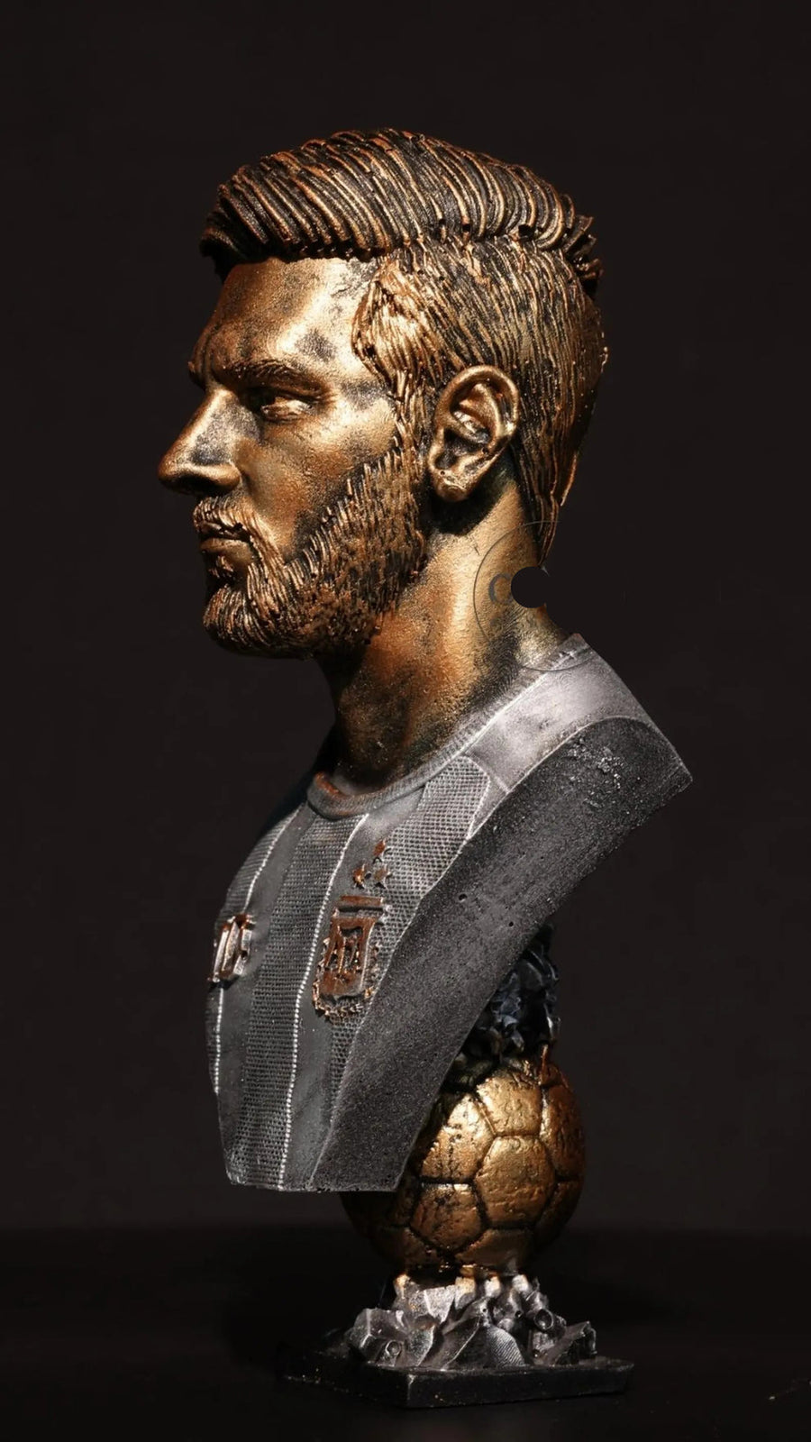 Messi G.O.A.T Legendary Miniature | Lionel Messi Statue
